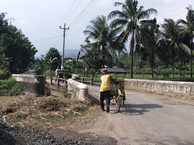 Jembatan Irigasi di Sawangan Dinilai Tak Layak