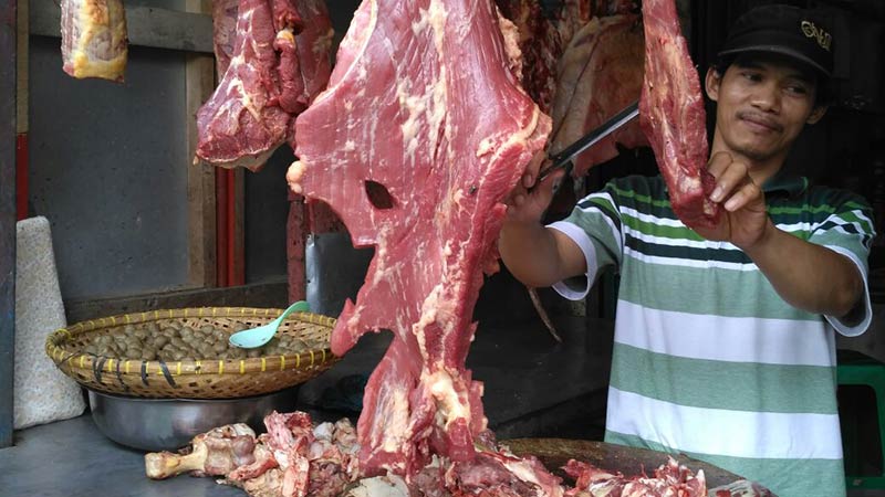 Awasi Daging Glonggongan dari Luar Banyumas