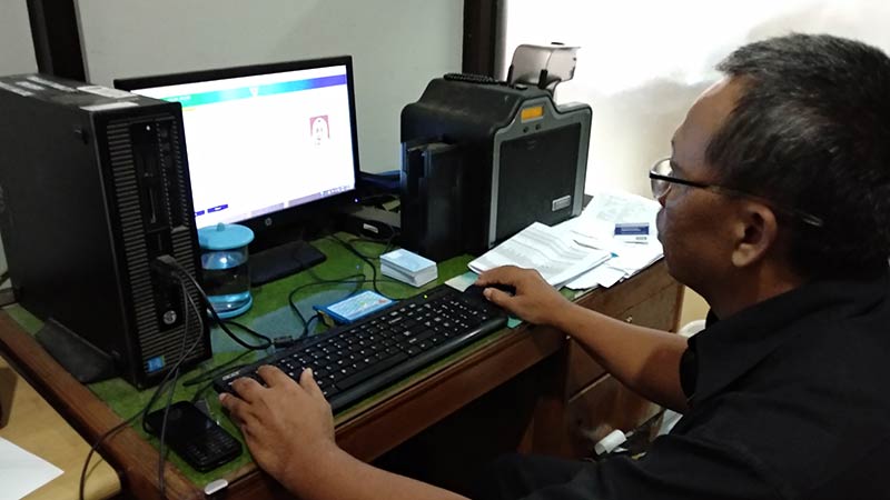 Dindukcapil Tidak Tambah Alat Cetak E-KTP