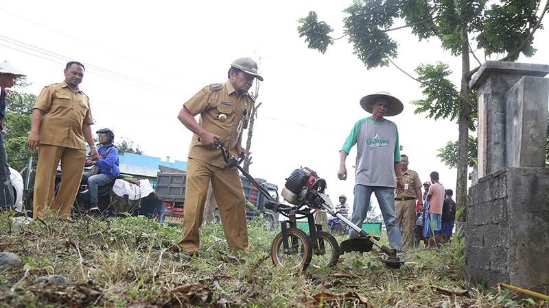 Trotoar Wilayah Kota Banjarnegara Tidak Terawat