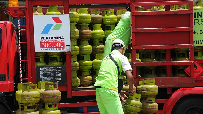 Kelangkaan LPG Disebabkan Antrean