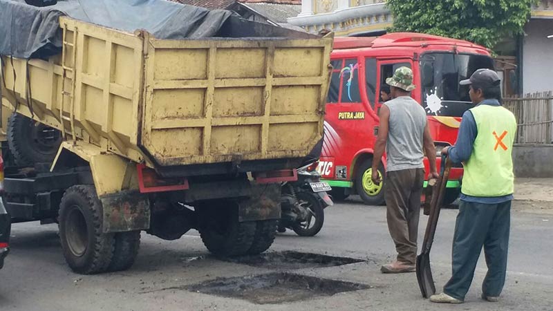 Perbaikan Jalan Kabupatn Masih Jadi PR