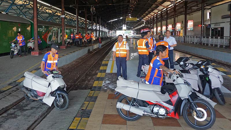 Pemudik di Stasiun Purwokerto Tertinggi