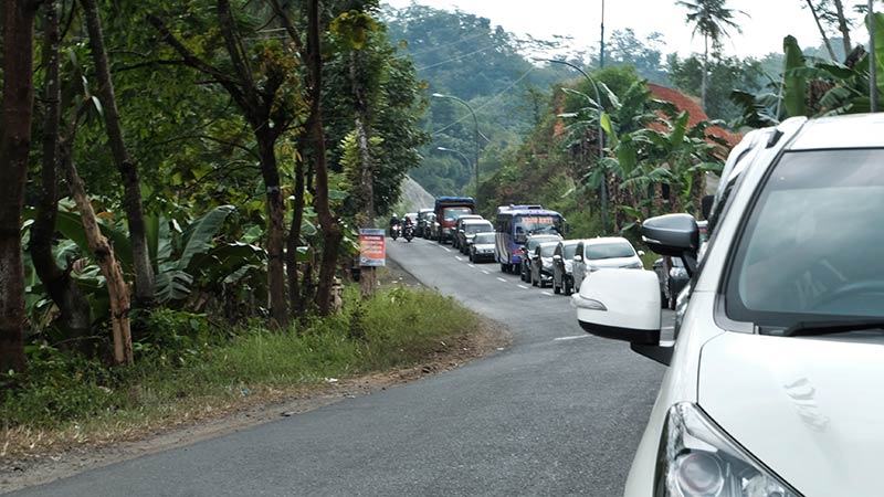 Akhir Pekan, Lalu-lintas Kembali Padat Merayap