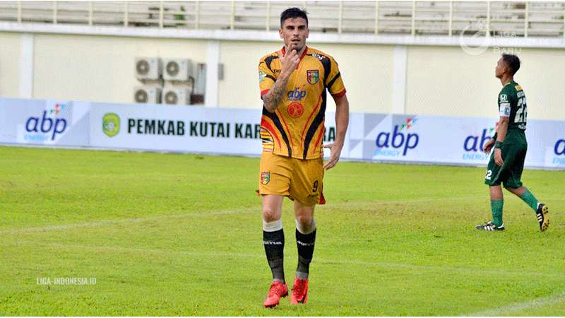 Mitra Kukar vs Arema FC-Incar Poin Tandang Lagi