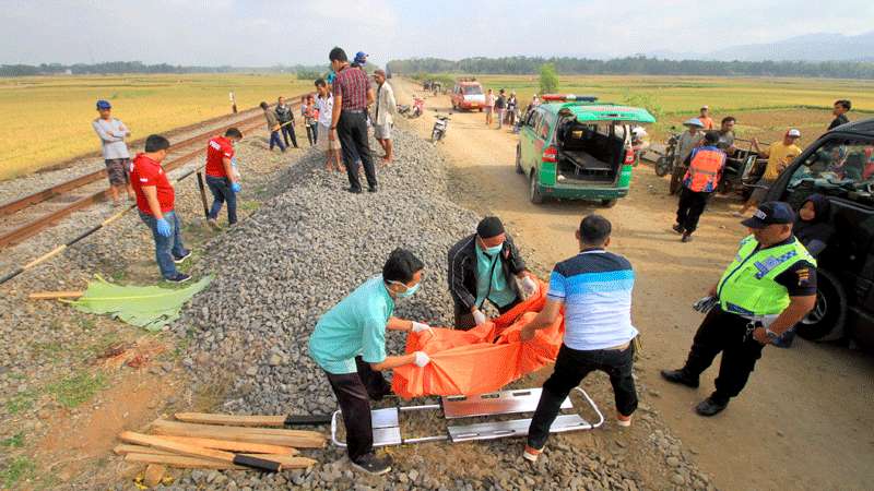 Petani Sruweng Tewas Tertabrak KA Logawa