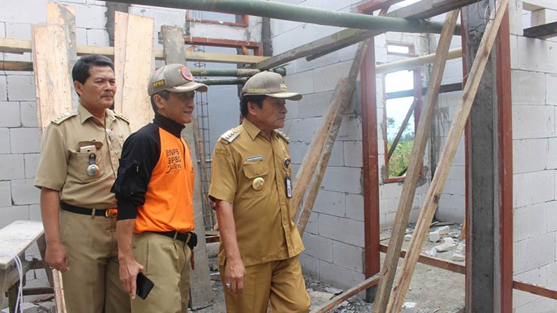 Ratusan Korban Gempa Kalibening Terima Bantuan