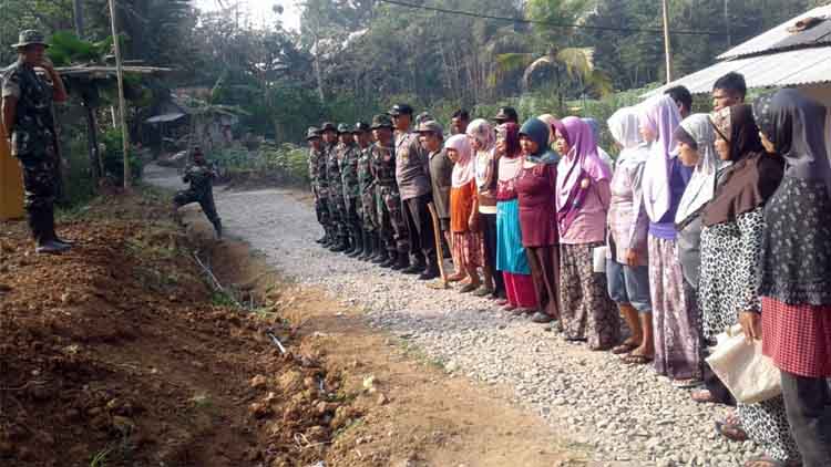 Dandim Turun ke Lapangan