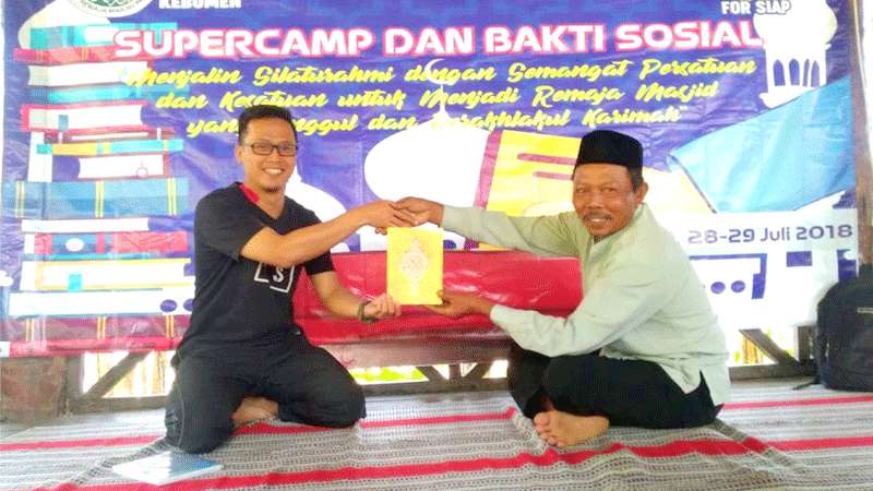 For Siap Dirikan Perpustakaan di Masjid Al Hidayah Karangsambung Kebumen