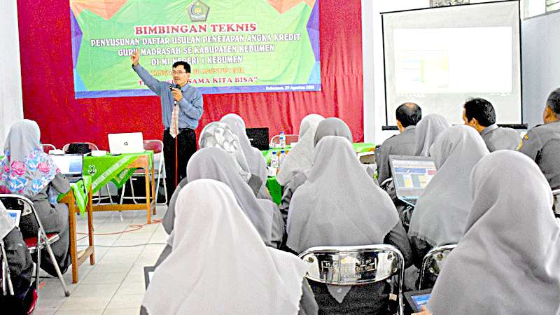 Guru Madrasah di Kabupaten Kebumen Harus Semangat Ajukan Kenaikan Pangkat