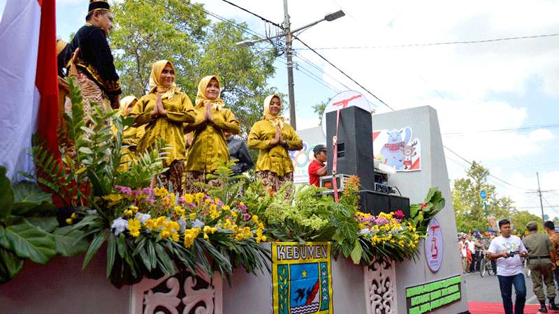 Jalin Kebersamaan Lewat Karnaval Pembangunan Kebumen