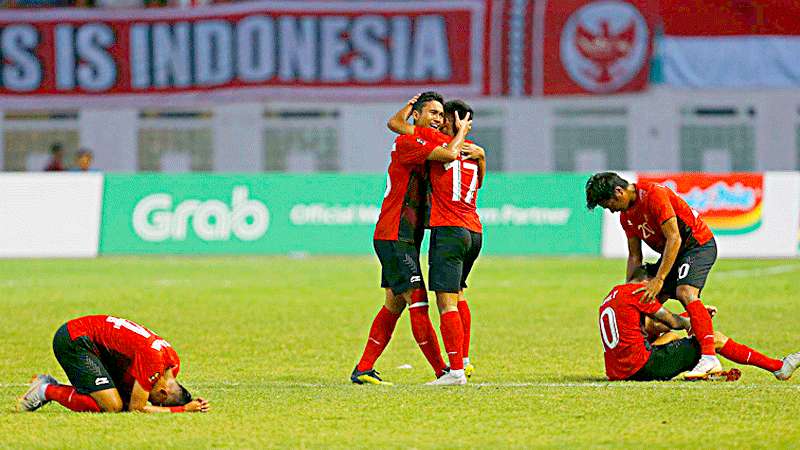 2 Indonesia vs Uni Emirat Arab 2(Indonesia Kalah Adu Penalti 3-4) - Kecam Kinerja Evans