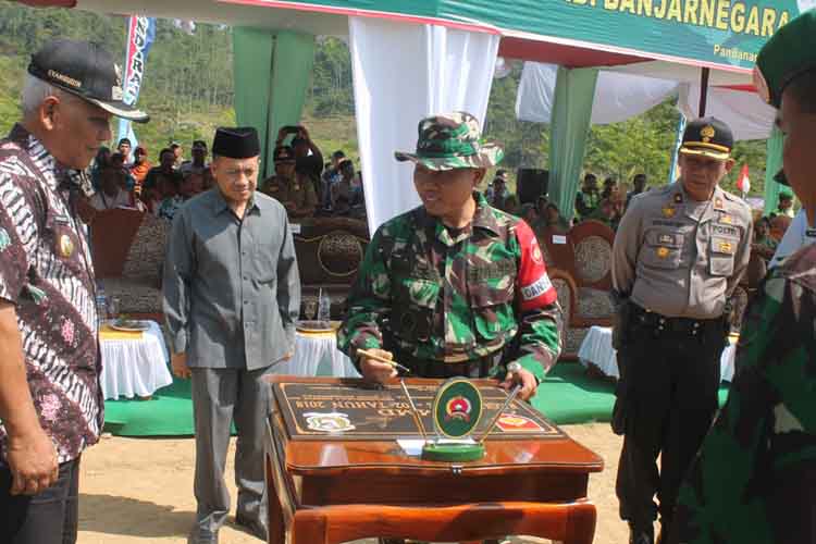 TMMD Atasi Kesulitas Akses Daerah Terpencil