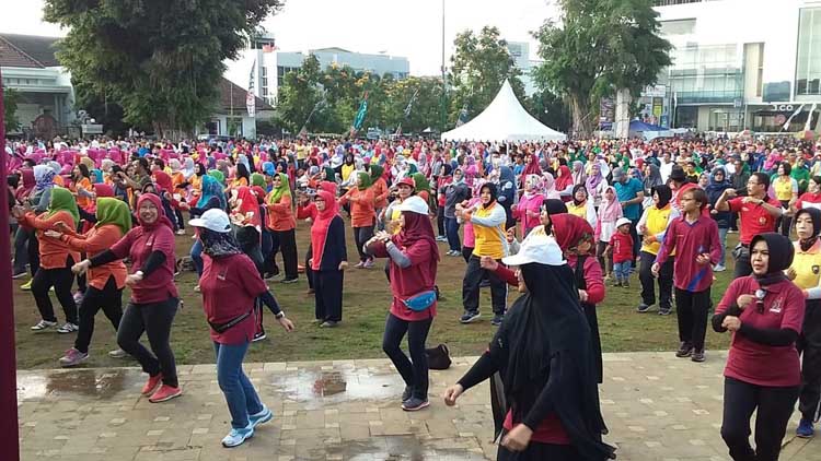 5000 Peserta Ramaikan Senam Massal