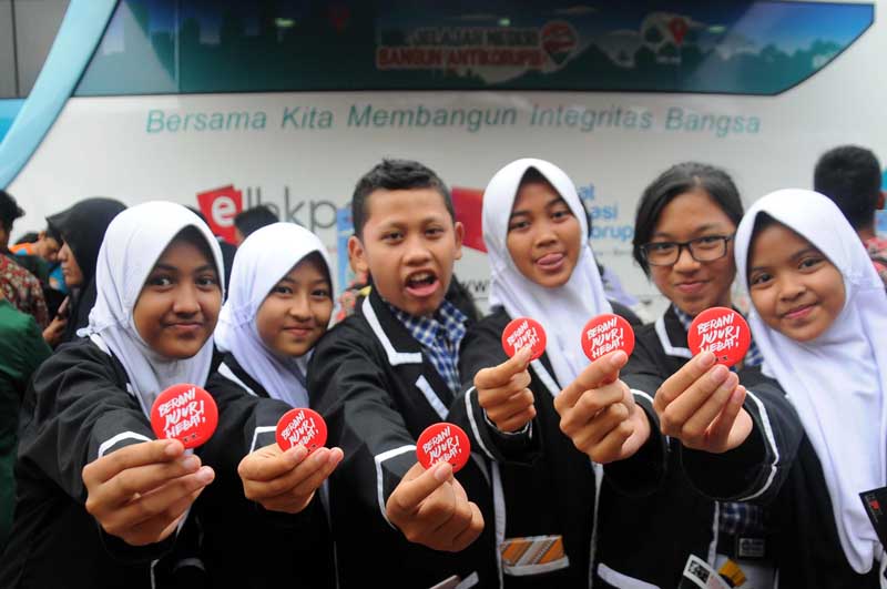 KPK Roadshow ke UMP dan Alun-alun Purwokerto