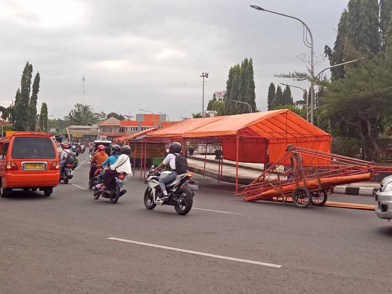 PKL Alun-Alun Purbalingga Diwacanakan  Tempati Stadion Goentoer Darjono