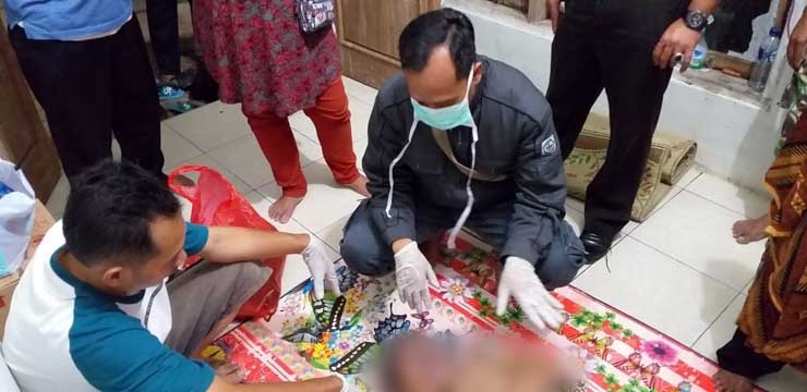 Nenek Sebatang Kara Ditemukan Meninggal