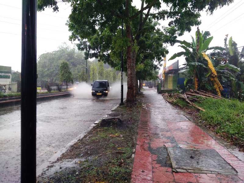 Pemukiman Sekitar Jalan Gerilya Riskan Banjir