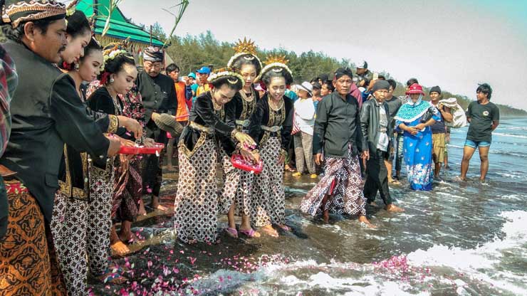 Ajang Berucap Syukur, Berharap Dongkrak Wisatawan