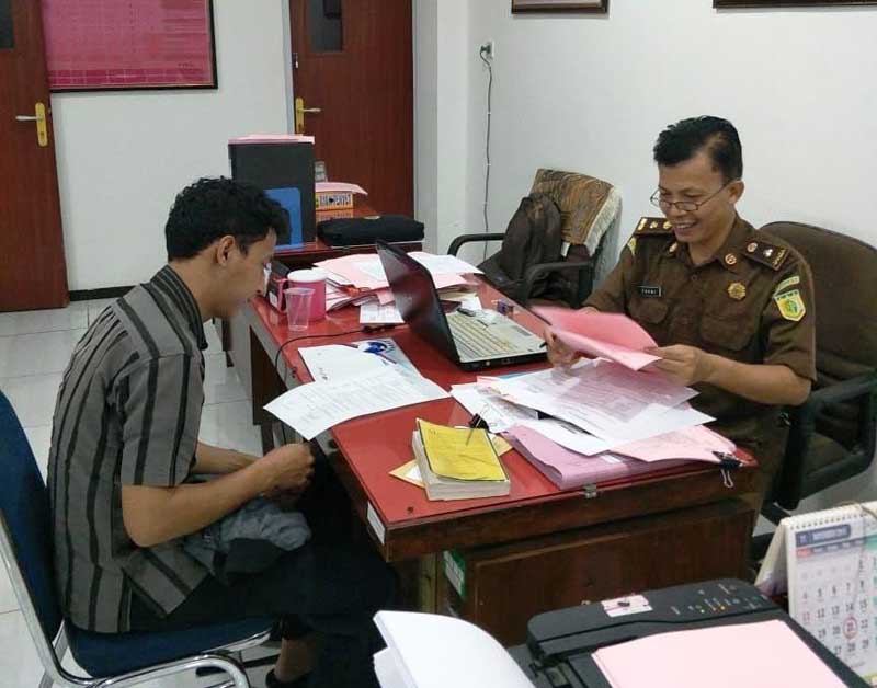 Kredit Fiktif, Direktur BUMDes Ditahan