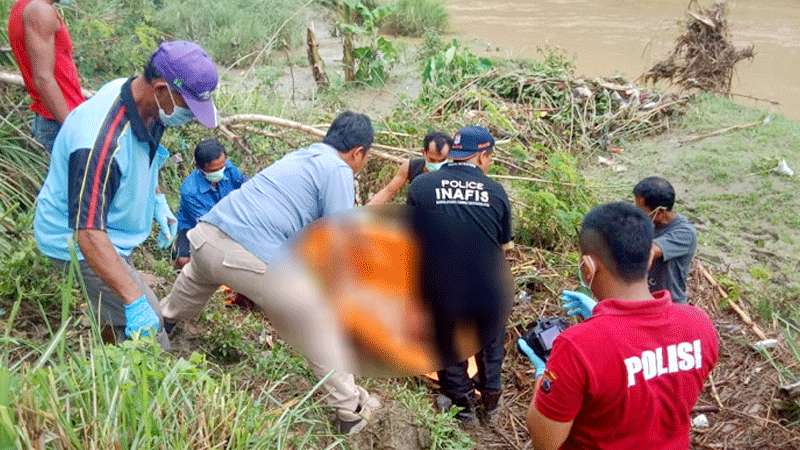 Mayat Perempuan Mengambang di Sungai