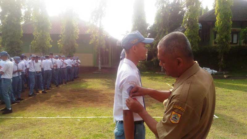 Kenang Pahlawan, Siswa Parade Musik Atonal