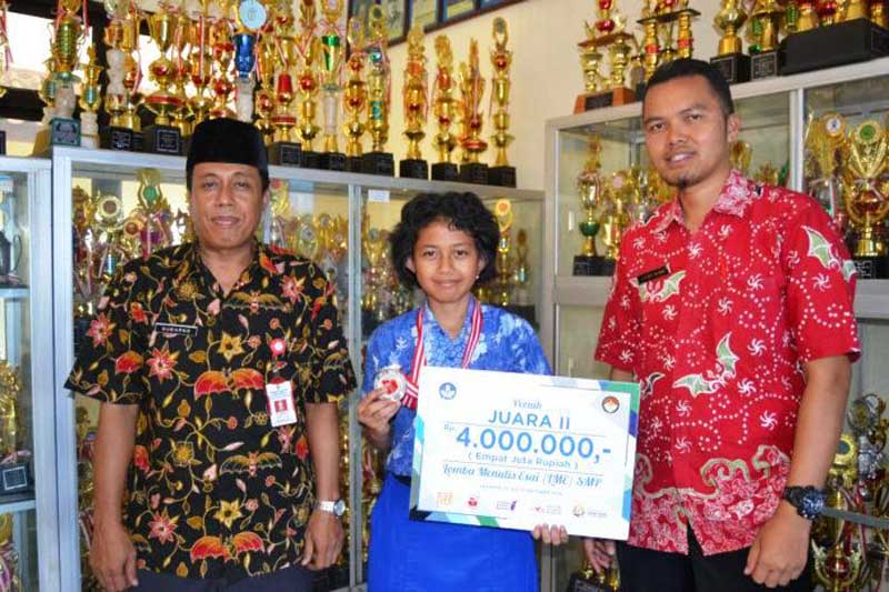 Siswi SMP 3 Purbalingga Raih Medali Perak di LME