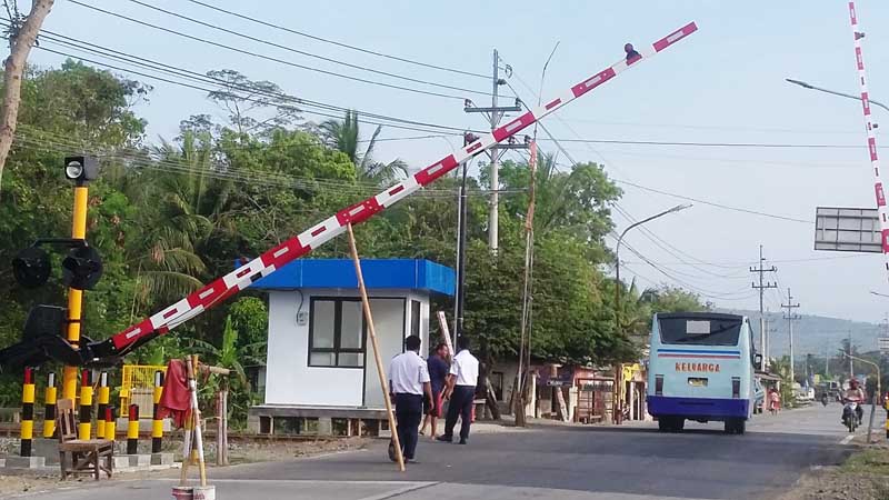 Baru Dipasang, Sudah Pintu Perlintasan Bermasalah