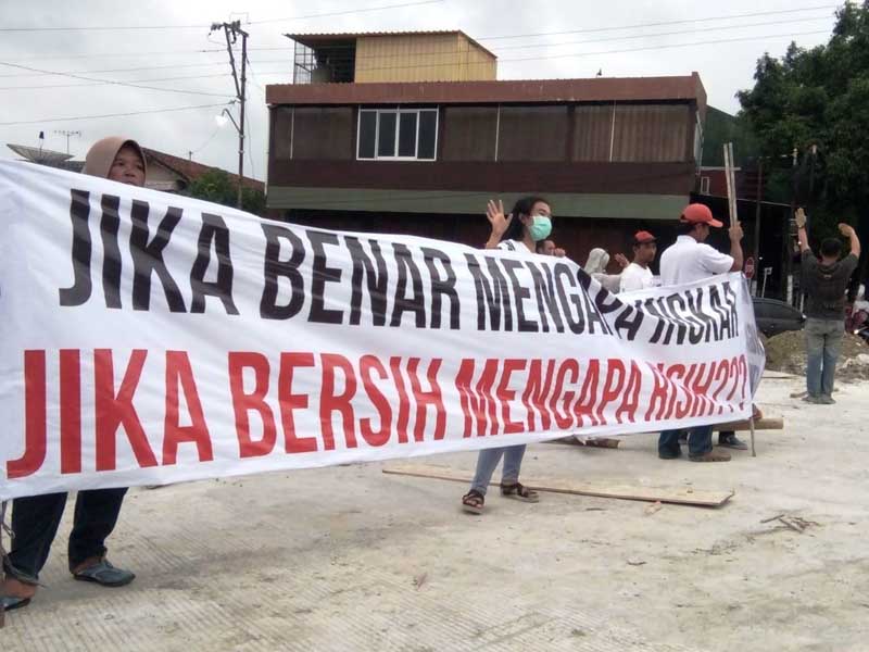 Proyek Underpass Dinilai Bermasalah, Warga Demo