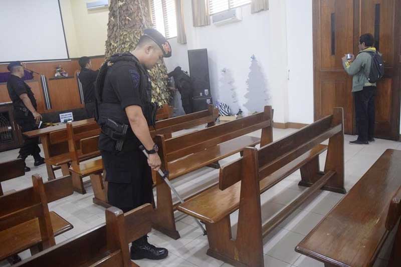 Puluhan Gereja Mulai Disterilisasi