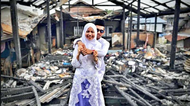 Rumah Untuk Pesta Nikah Terbakar