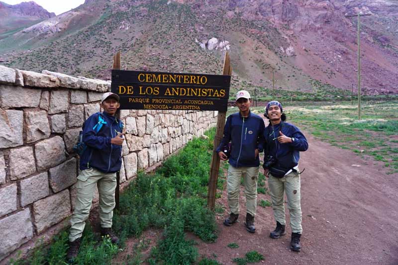 Tiga Pendaki Mulai Naik Gunung Aconcagua