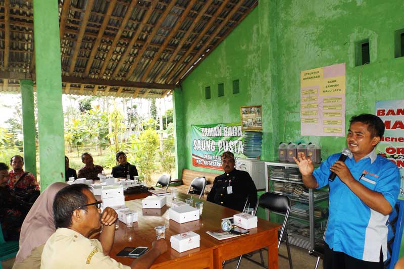 22 Kades Temanggung Belajar Pengelolaan Bank Sampah