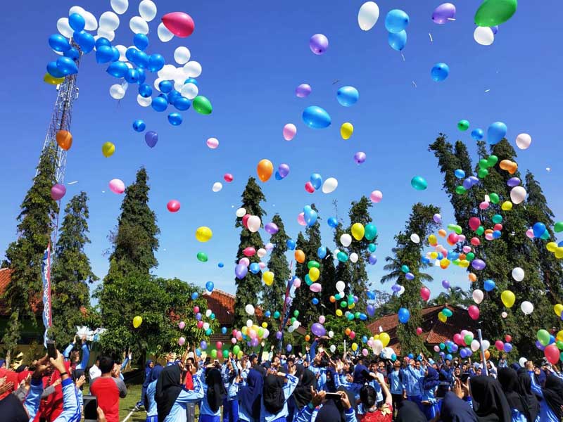 SMA Negeri 1 Sigaluh Bersatu Raih Prestasi