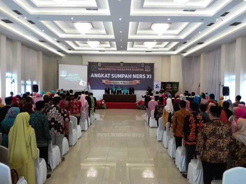 Angkat Sumpah Pendidikan Profesi Ners UHB