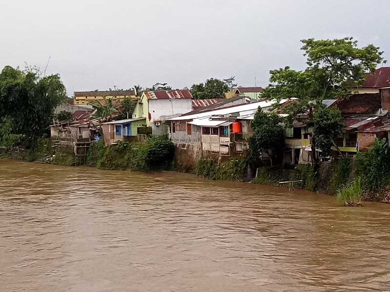 Debit Air Sungai Klawing Naik