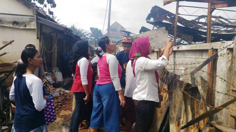 Pasar Darurat Dibangun di Dua Lokasi