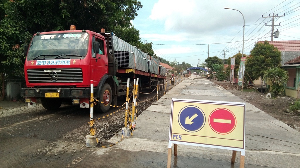 Pembangunan Terpesat, Jalan Paling Parah