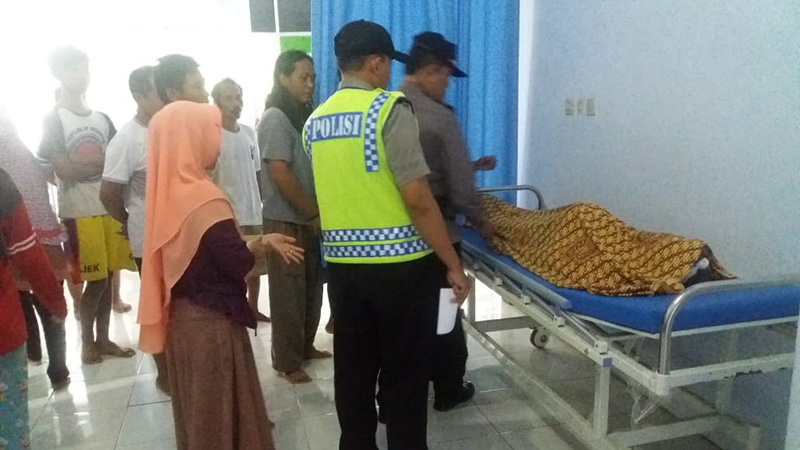 Panjat Pohon Albasia, Warga Mrebet Meninggal Tersengat Listrik