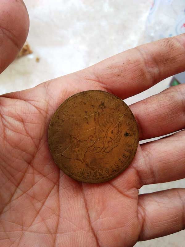 Warga Temukan Koin Kuno Tahun 1818