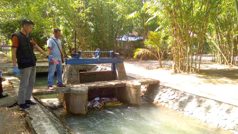 Terseret Arus, Seorang Anak Meninggal