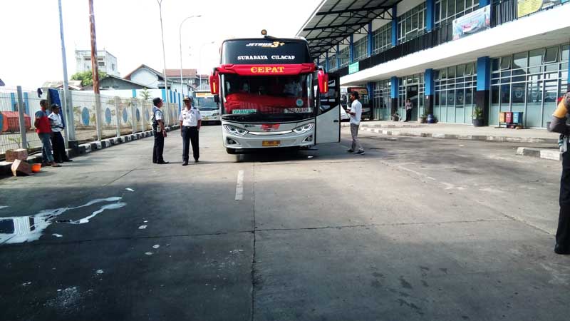 Bus AKAP Sepi Penumpang