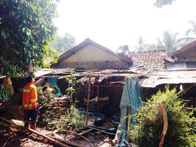 Mau Hajatan, Rumah Malah Terbakar