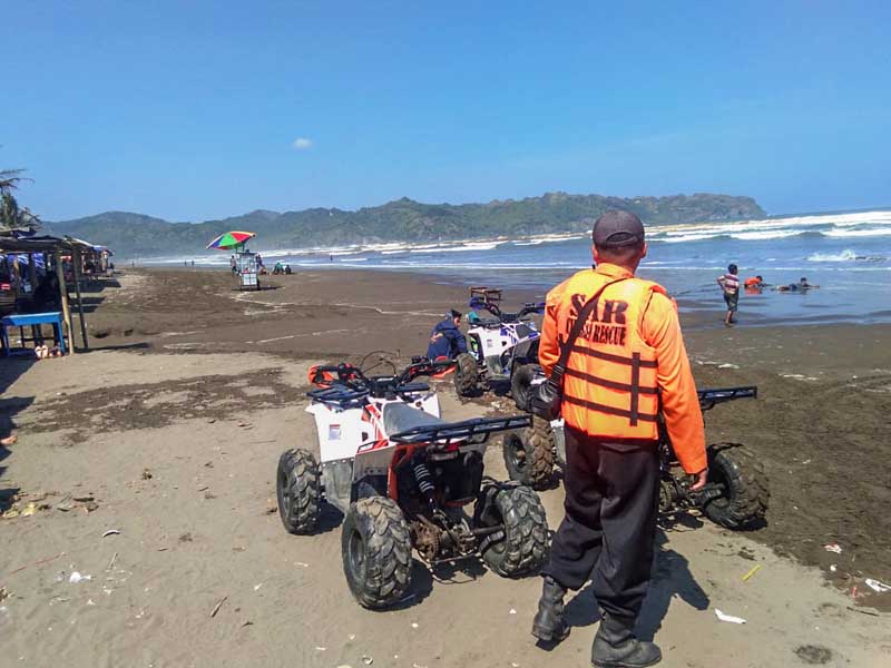 Pasca Gempa, Widarapayung Tetap Ramai