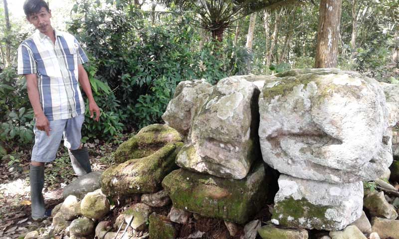 Situs Gunung Jambu Rusak