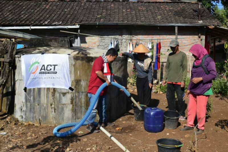 Darurat Kekeringan di Jawa, ACT Siap Pasok Air Bersih