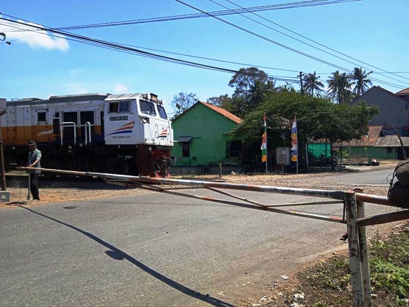 50 Perlintasan KA di Cilacap Tidak Dijaga