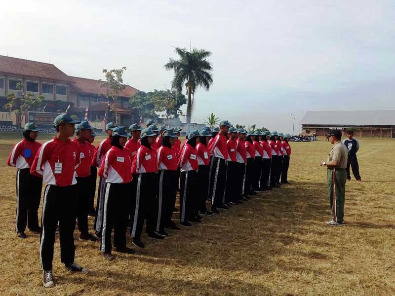 Danramil Motivasi Anggota Paskibra