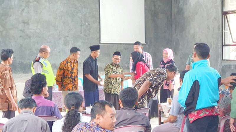 Duga Linmas Politik Uang, Warga Ancam Demo