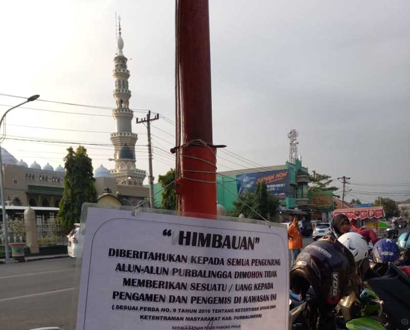 Pengamen Resahkan Pengunjung Alun-alun